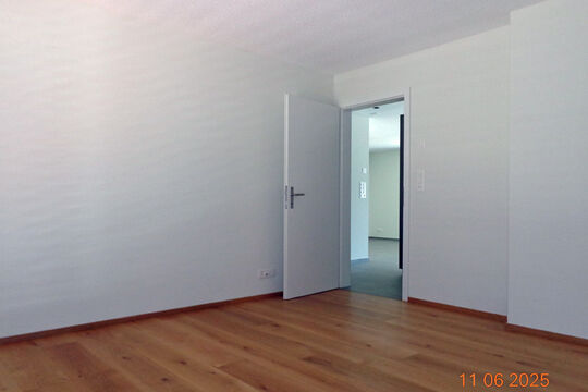 Rosenweg 2 OG 3-5 Zi Whg Schlafzi 2025-002.jpg